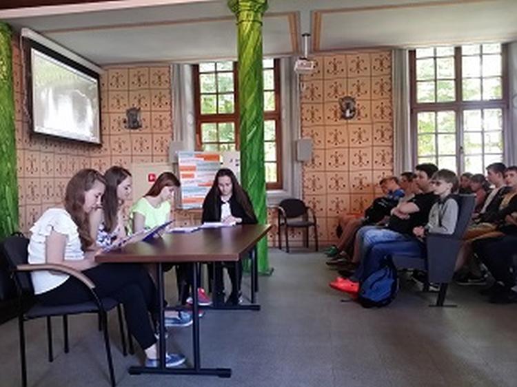 II Poddębicki Maraton Czytania „Z biegiem Wisły”