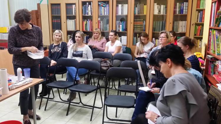 By nie złapać się w sieć... - internetowe zagrożenia