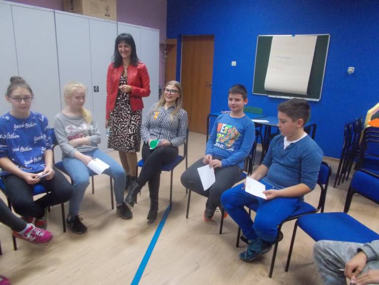 19 dni przeciwko przemocy